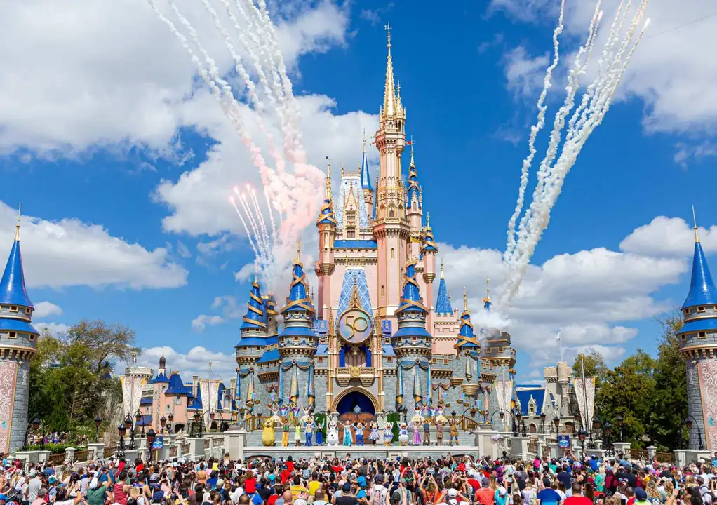 Disney World: Review Panduan Lengkap untuk Liburan Keluarga