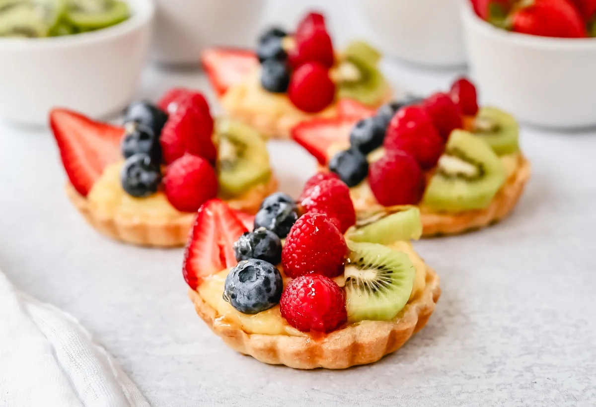 Crafting the Perfect Fruit Custard