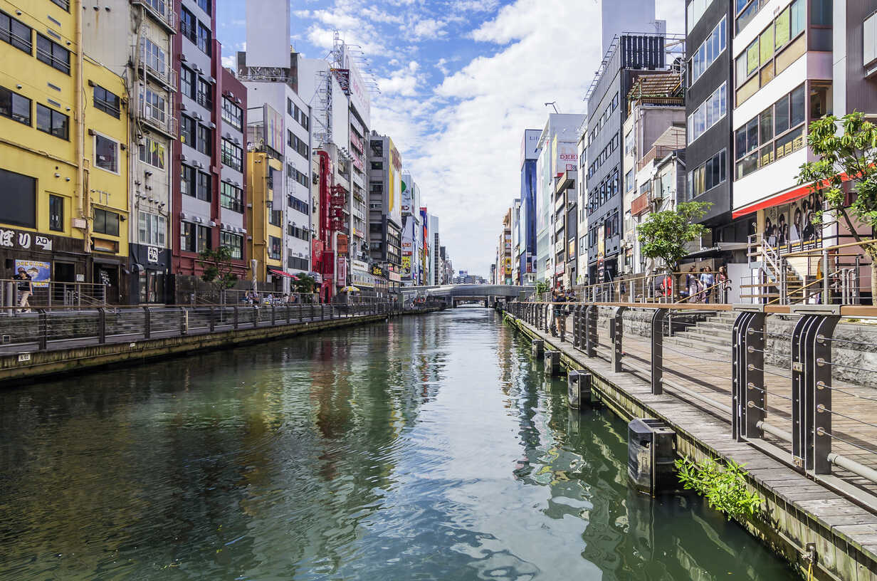 Daya Tarik Belanja di Dotonbori