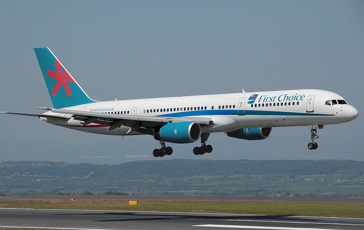 Pengalaman Terbang Bersama First Choice Airways