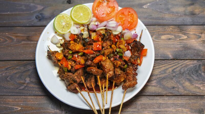 Sate Kambing: Daging Empuk dan Gurih dengan Aroma Rempah yang Menggugah Selera