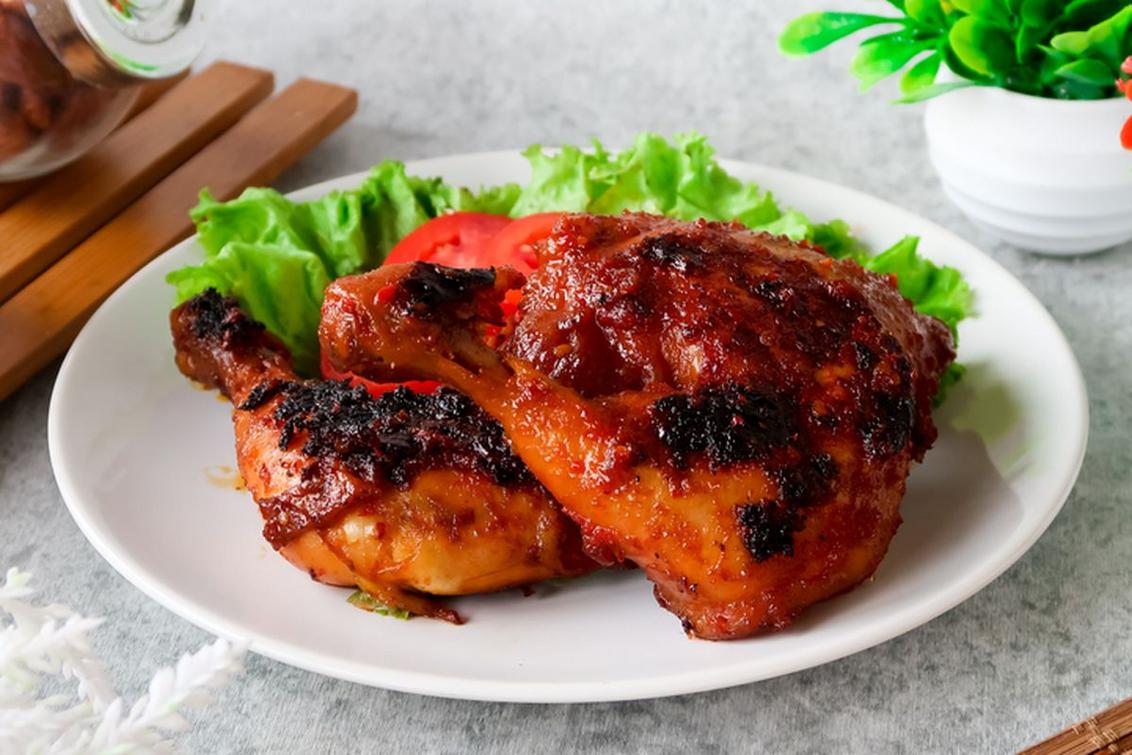 Ayam Bakar: Rahasia Rasa Lezat & Cerita Seru di Baliknya