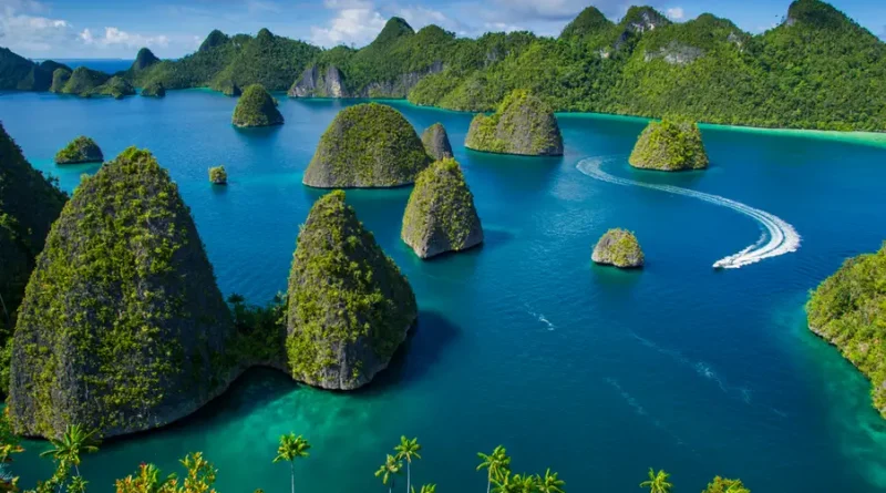 Wisata Indonesia Timur