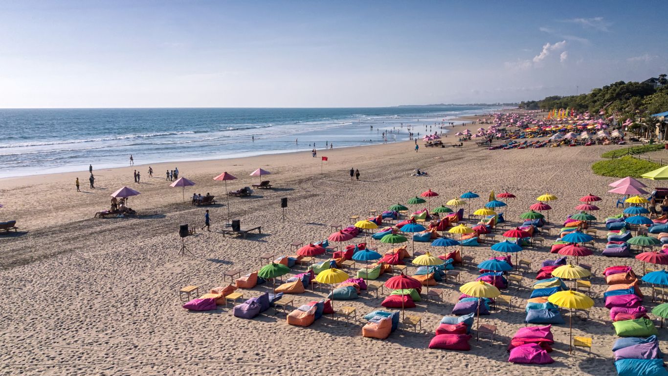 keindahan Pantai Legian