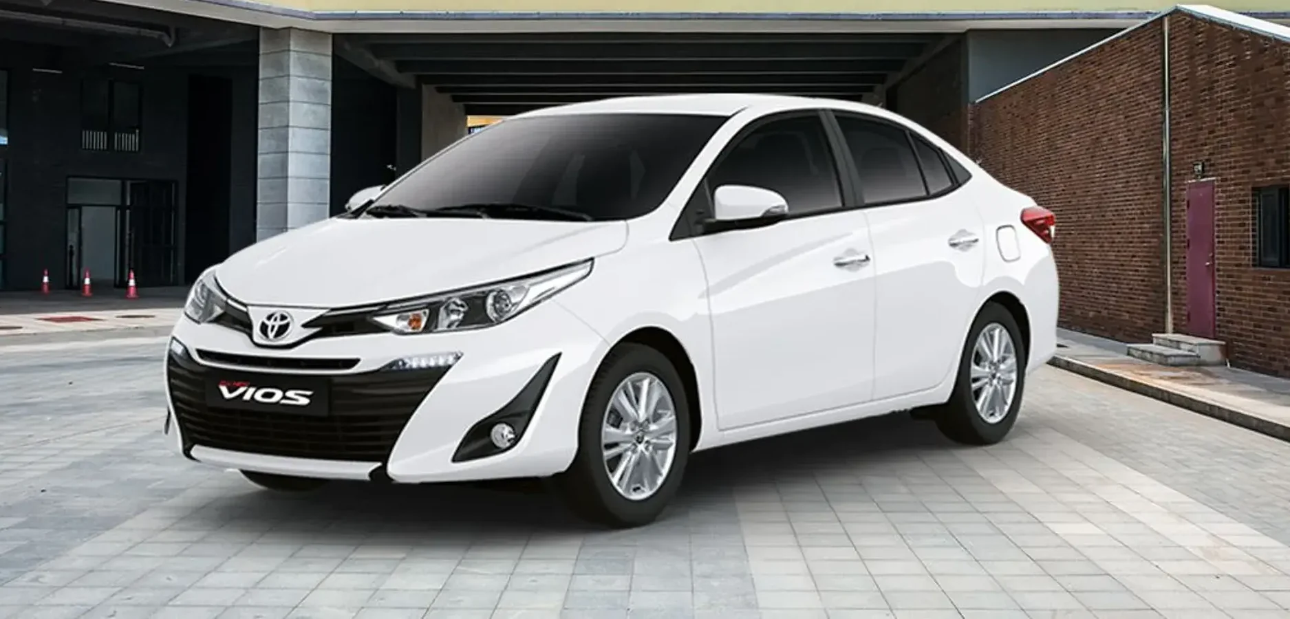 Desain Sederhana Toyota Vios Limo yang Tetap Elegan