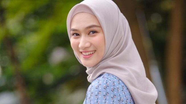 Kehidupan PribadiĀ Melody Nurramdhani Laksani yang Tetap Dijaga dari Sorotan